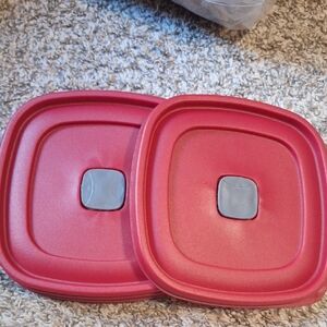 Red Square Plastic Lids
